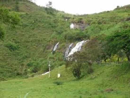 CACHOEIRA-FOTO:MONTANHA[PANORAMIO] - CORONEL PACHECO - MG